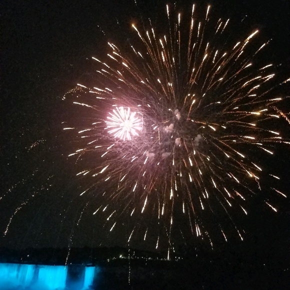 Meet your Posher, Noelle - Picture 1 of 1